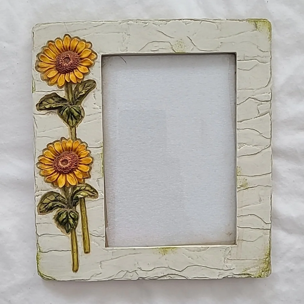 Beautiful clay Sunflower picture frame‎ 4x6